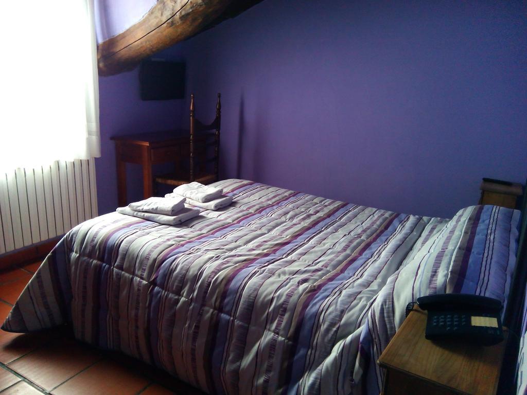 Hostal Venta Liara Allepuz Exterior photo