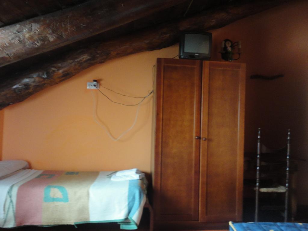 Hostal Venta Liara Allepuz Room photo