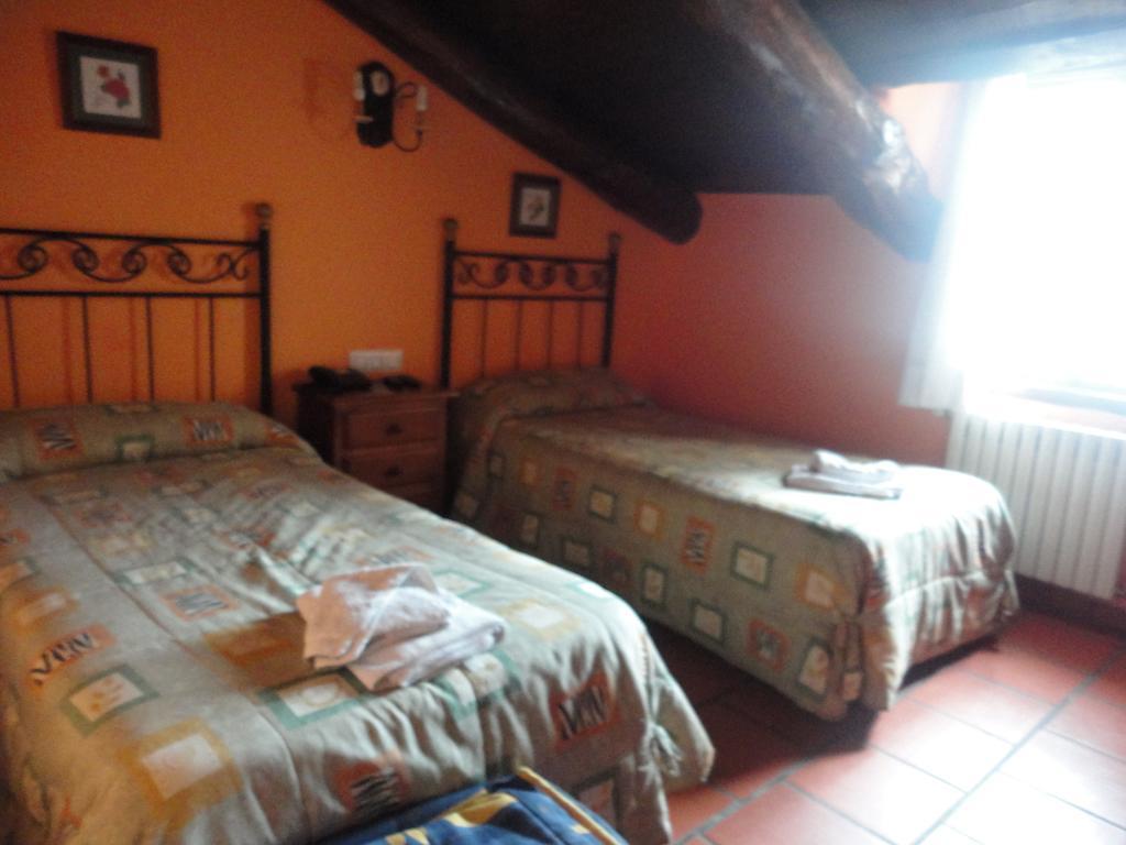 Hostal Venta Liara Allepuz Exterior photo