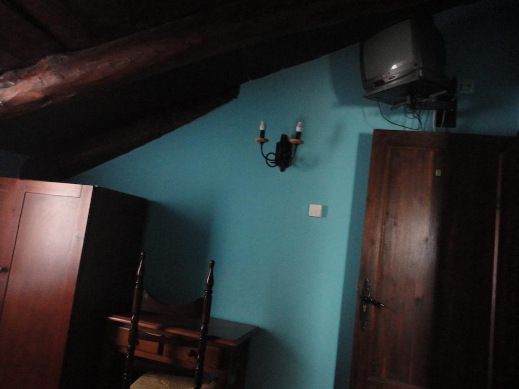 Hostal Venta Liara Allepuz Exterior photo