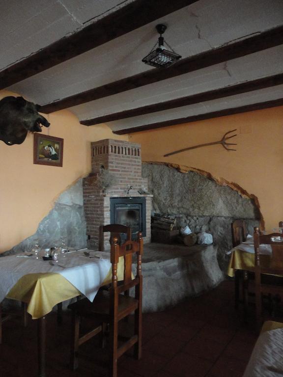 Hostal Venta Liara Allepuz Exterior photo