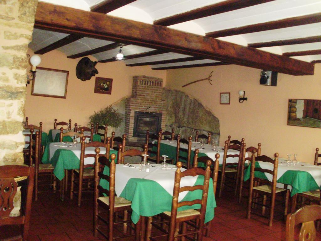 Hostal Venta Liara Allepuz Exterior photo