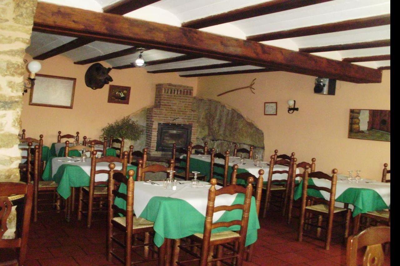 Hostal Venta Liara Allepuz Exterior photo